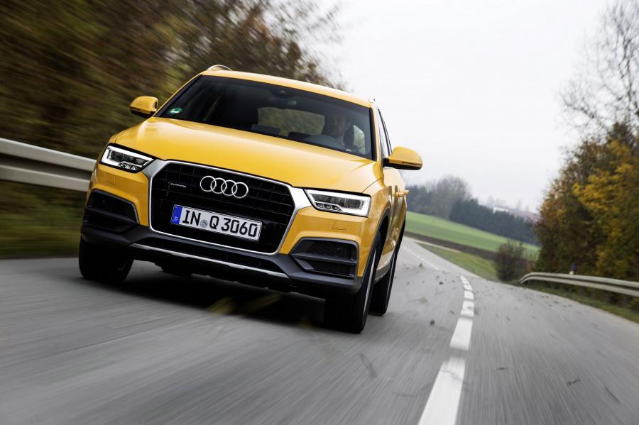  Audi Q3 2.0 TDI Quattro (8U) 2015 года  (WW) (фото 11 из 30)
